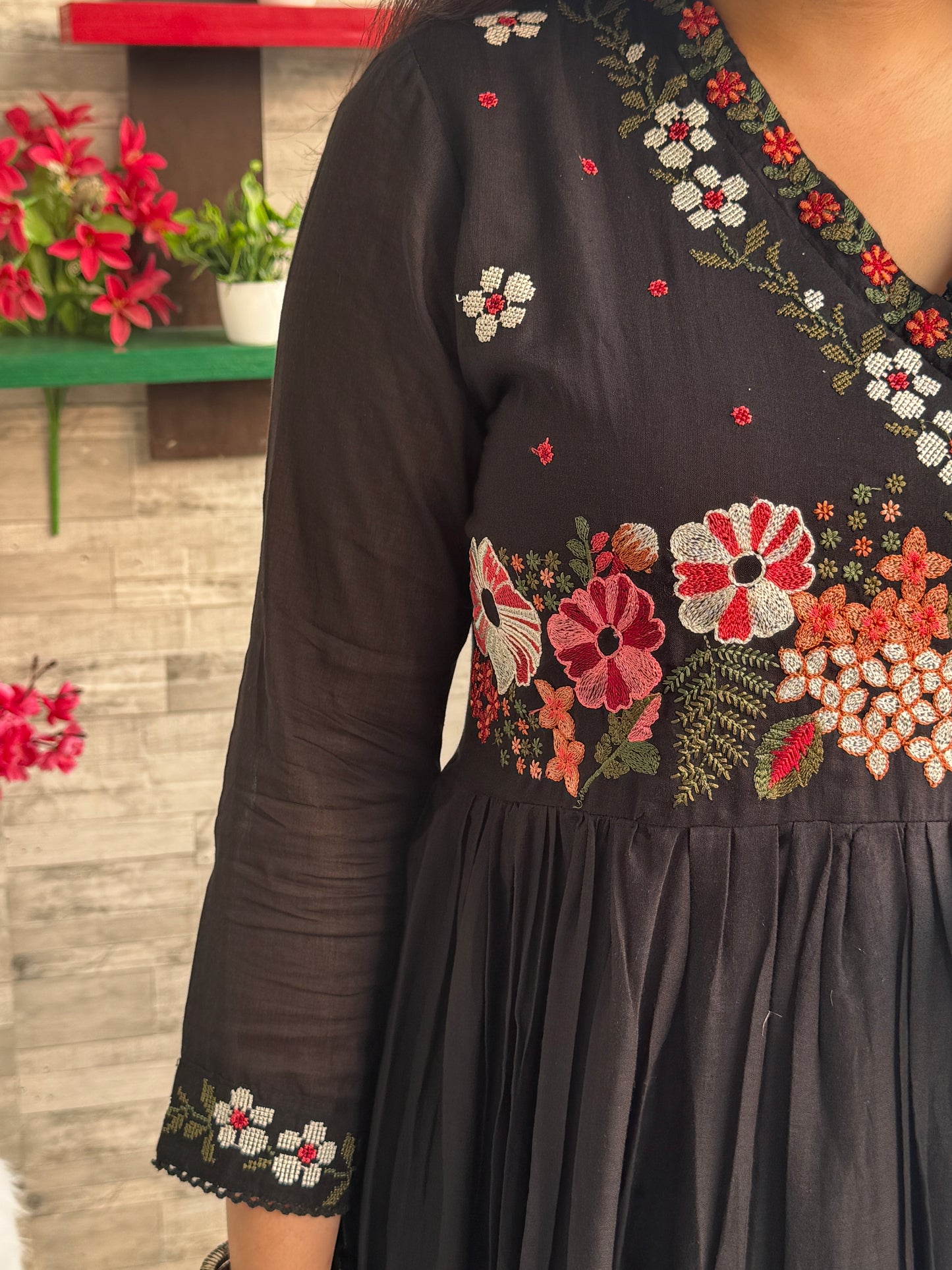 Aaina Mul Anarkali Suit set- Black Colour