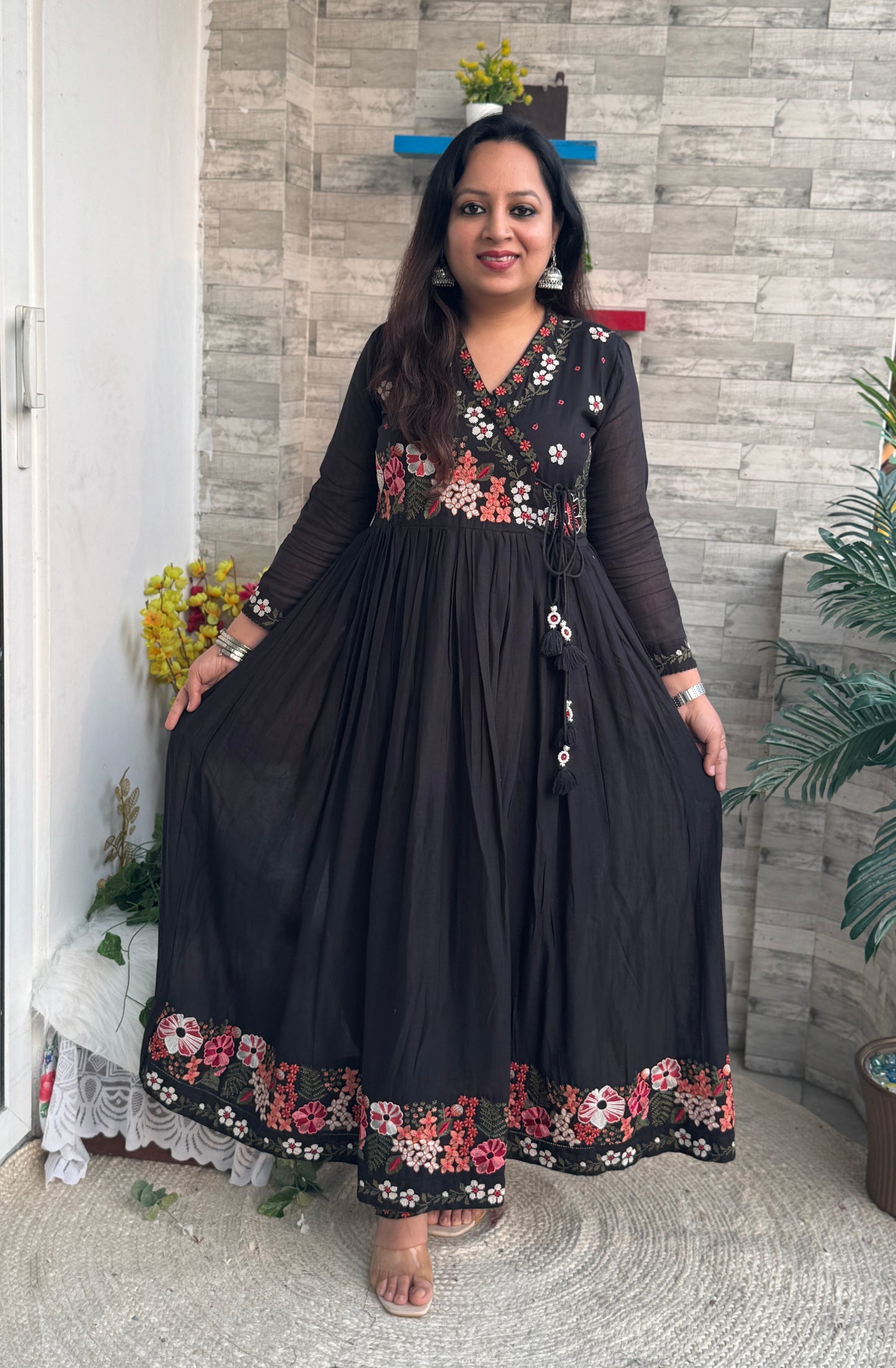 Aaina Mul Anarkali Suit set- Black Colour