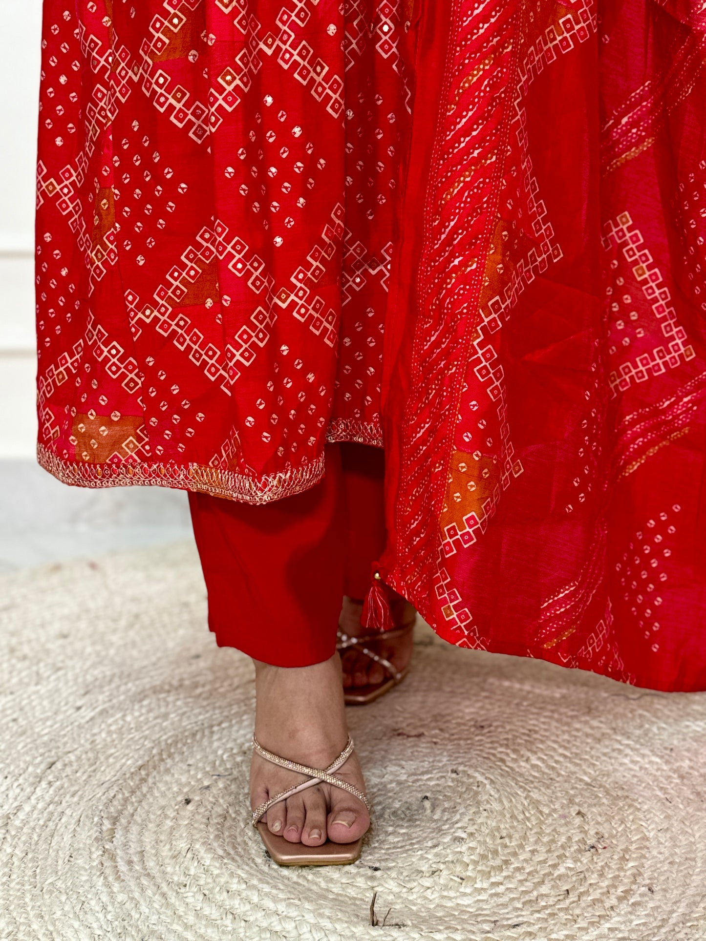 Bandhani Print Premium Modal Suit Set-Red Colour