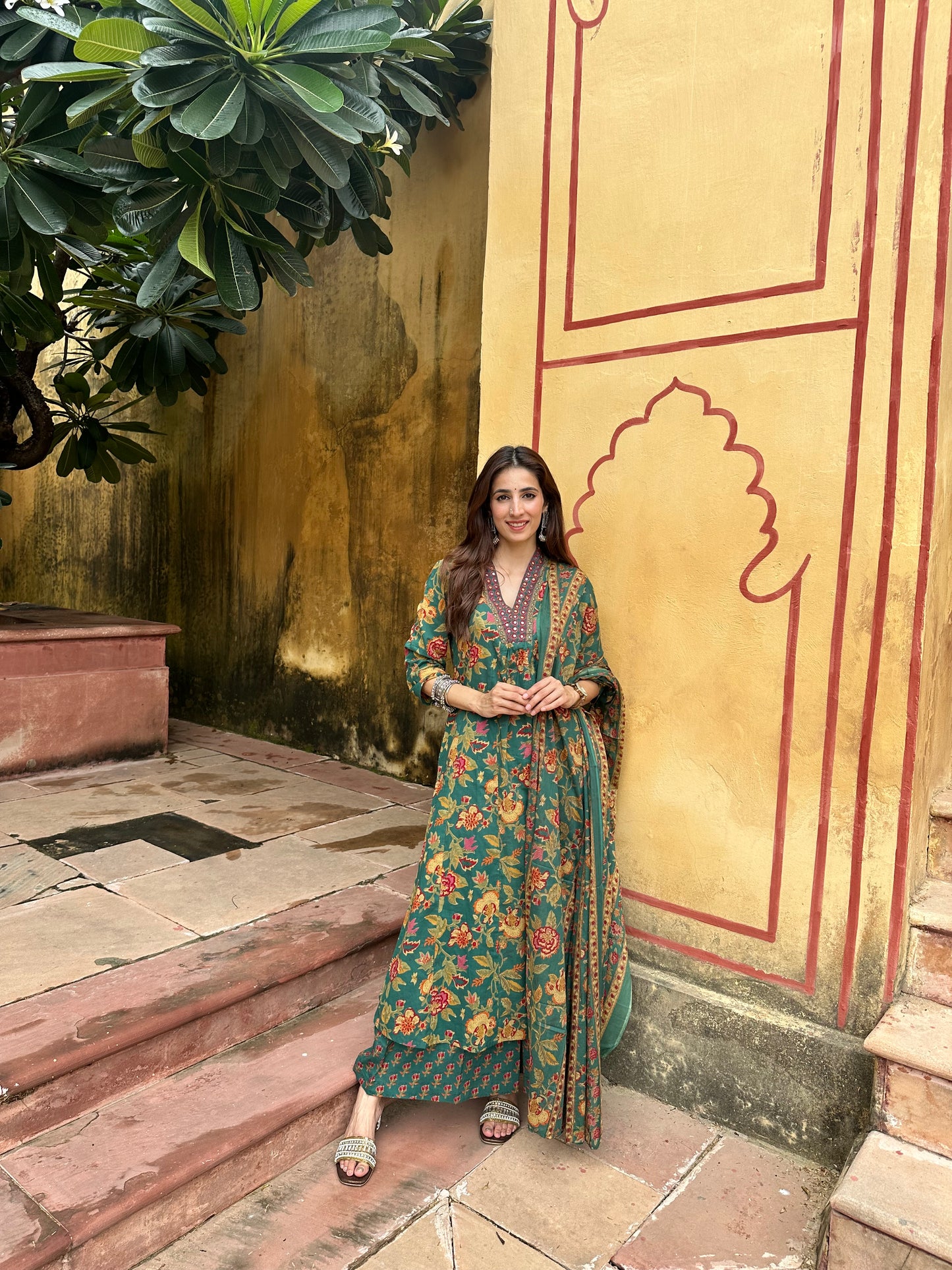 Bagicha A line Suit set-Green Colour