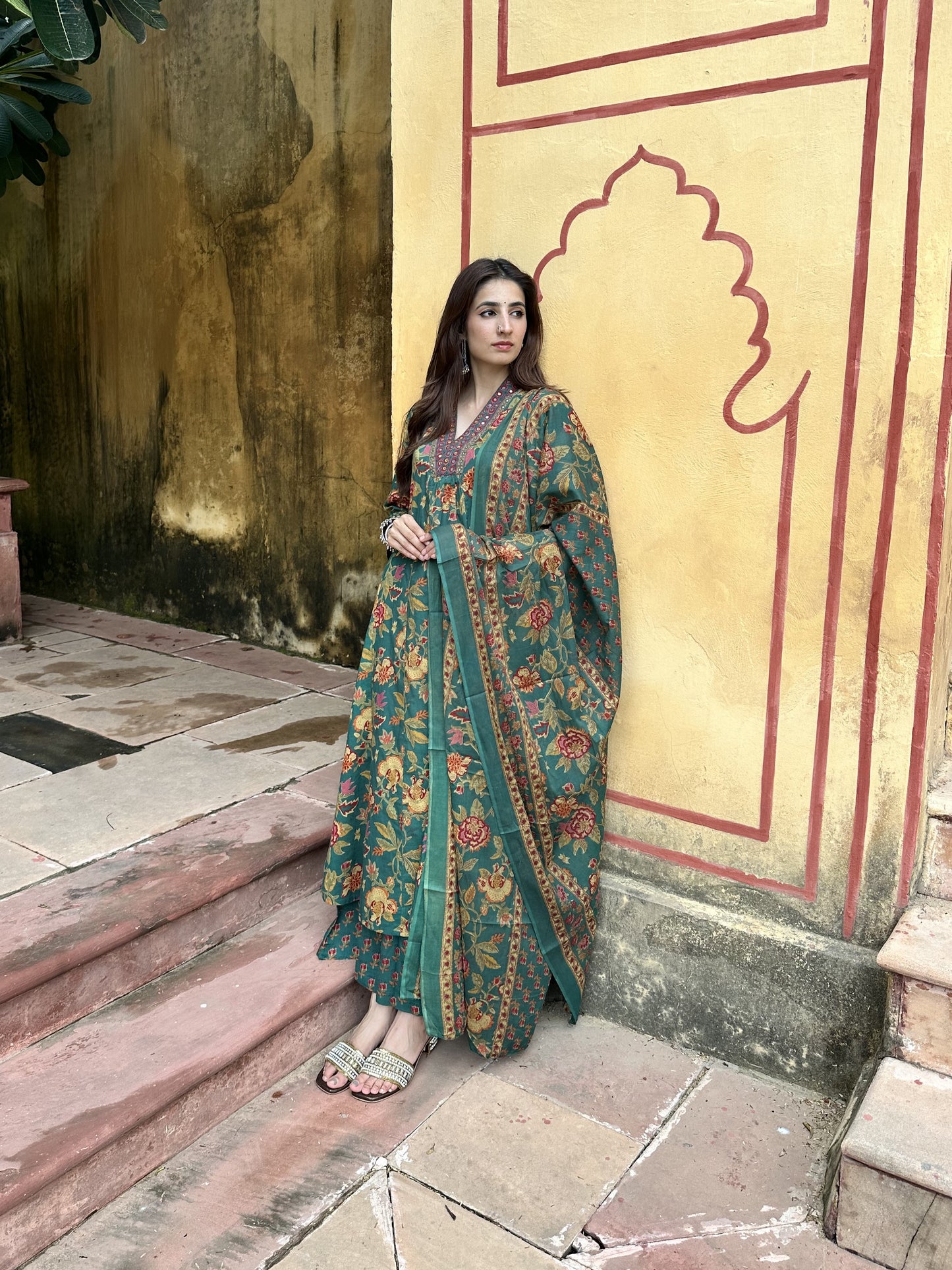 Bagicha A line Suit set-Green Colour