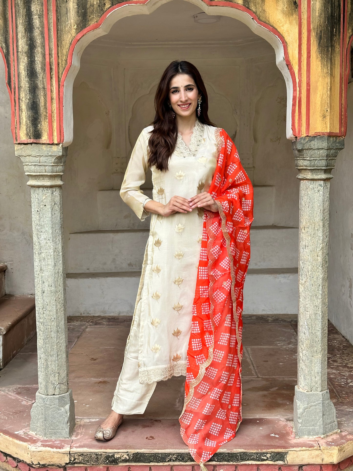 Viscose Organza Off White Banarasi Weave Kurta with Bandhani Dup