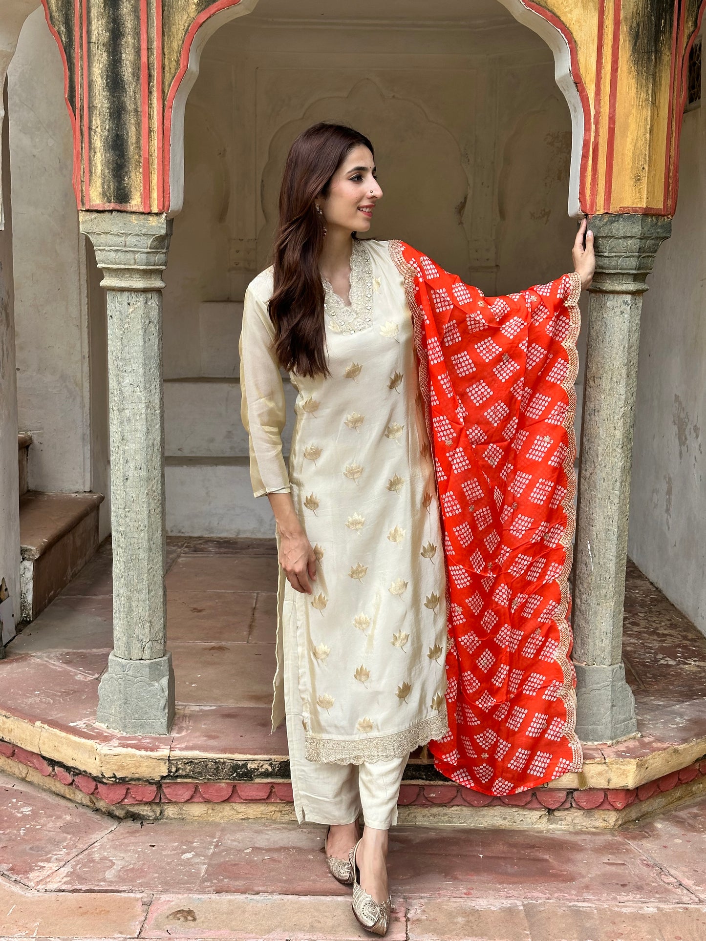 Viscose Organza Off White Banarasi Weave Kurta with Bandhani Dup