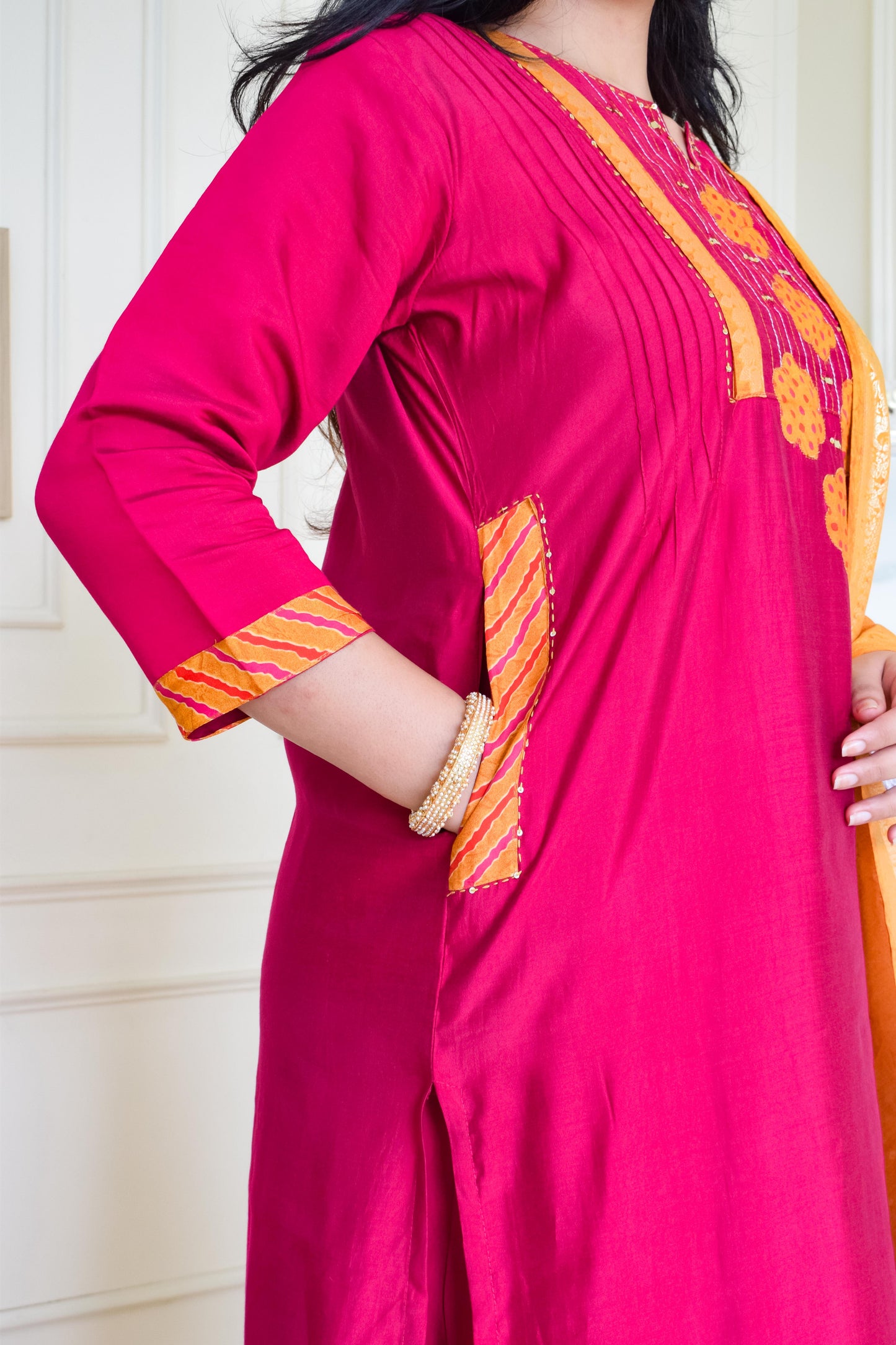 Roman Silk Bandhani Dupatta Suit Set- Pink