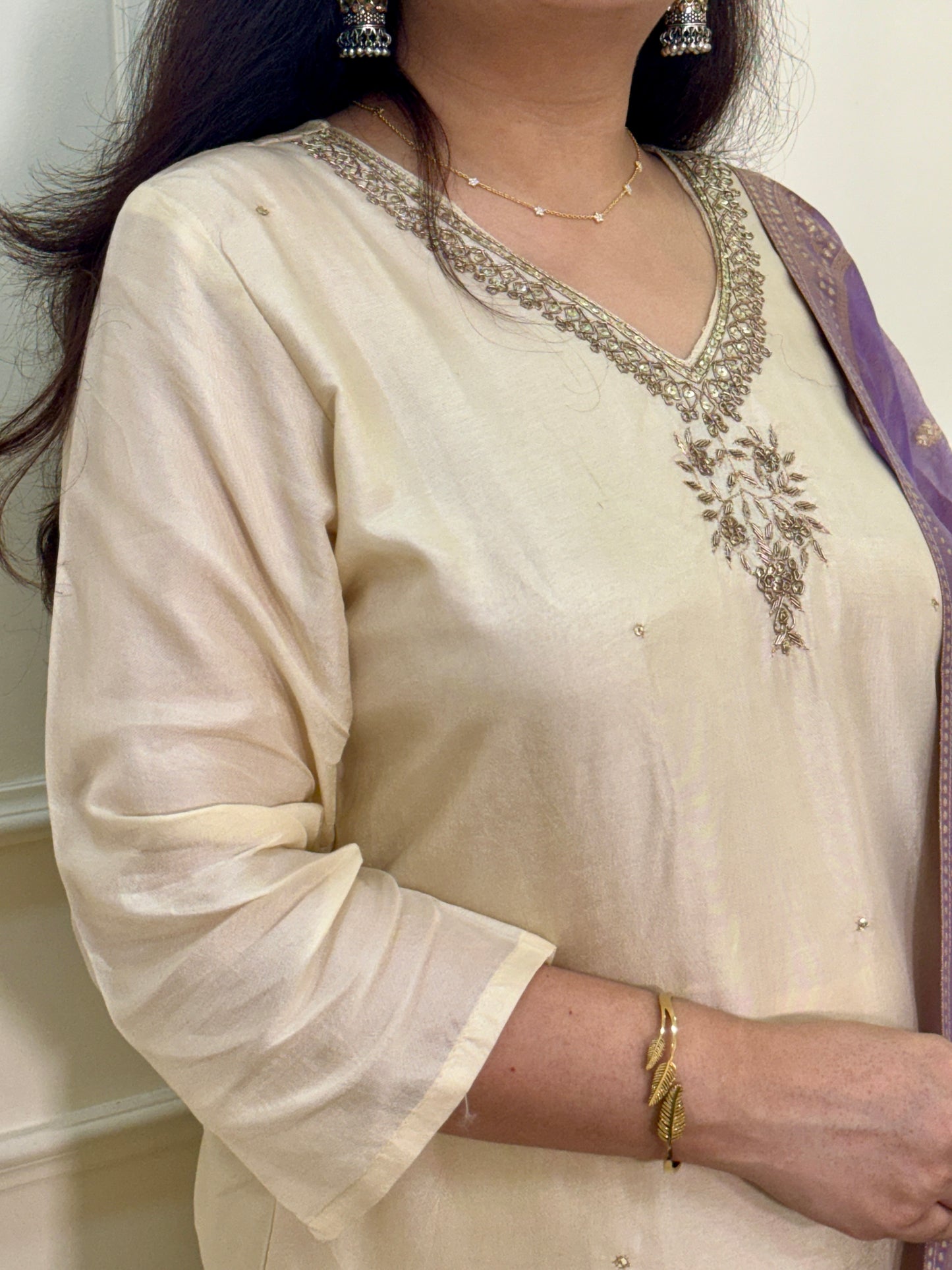 Silk hand Embroidered Suit Set with Banarasi Dupatta-Cream & Lavender