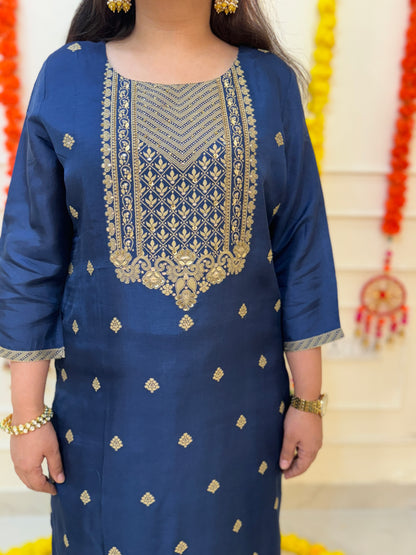 Silk Zari Jacqaurd Suit Set-Royal Blue Colour