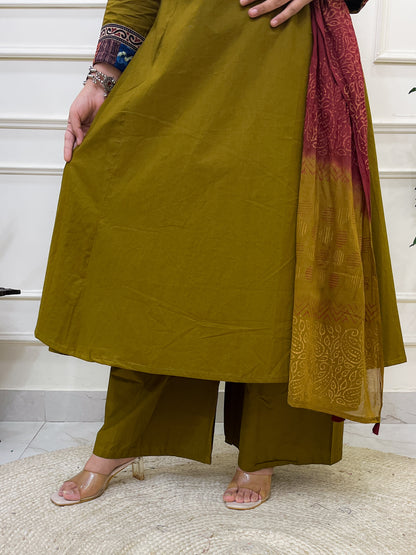 Gamthi Anarkali Suit set with mirror work- Mustard Colour