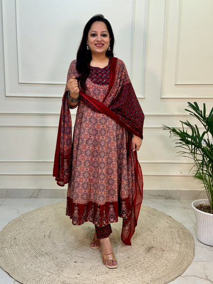 Farhat Kalamkari Anarkali Suit set-Red Colour